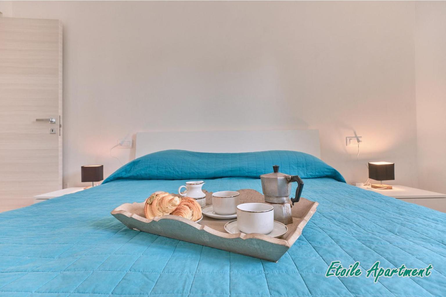 Casa Monique Apartments Дезенцано-дель-Гарда Экстерьер фото